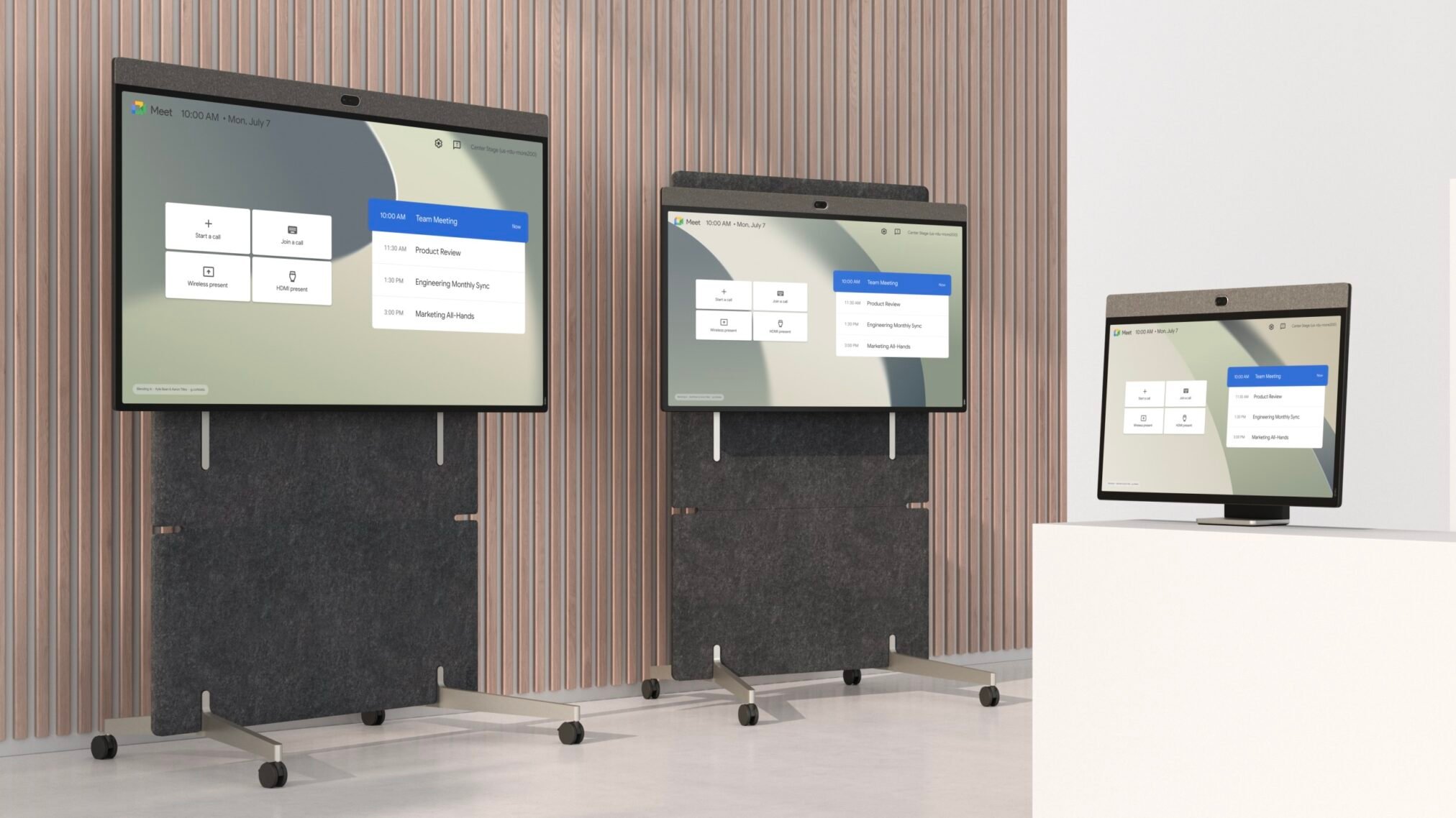 Neat Board met Google Meet interface en touch-bediening in een moderne vergaderruimte